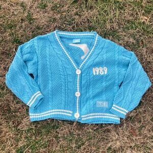1989 Taylor swift blue dove cardigan